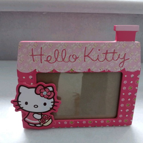 Κορνίζα 13Χ18 Hello Kitty σαν καινούργιο