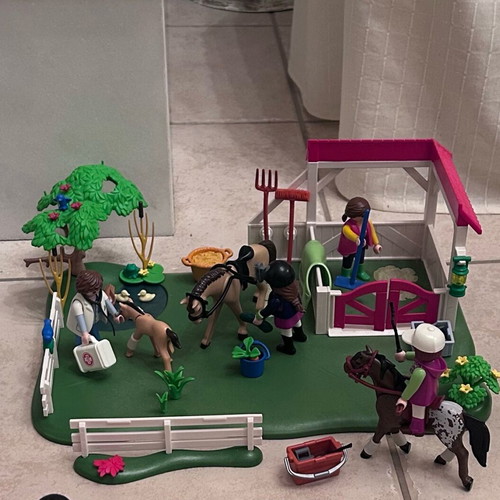 Playmobil Horse Care Station like new
