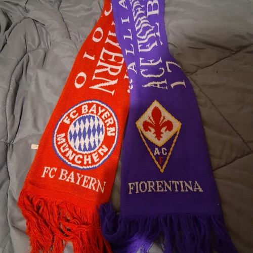 Bayern Munich - Fiorentina Scarf like new, authentic