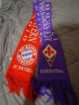 Bayern Munich - Fiorentina Scarf like new, authentic