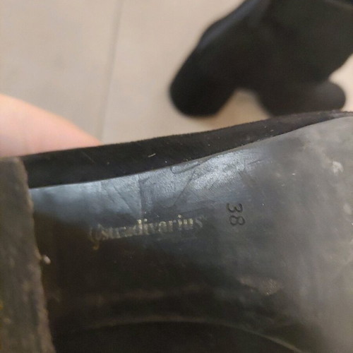 Black suede ankle boots Stradivarius used, size 38