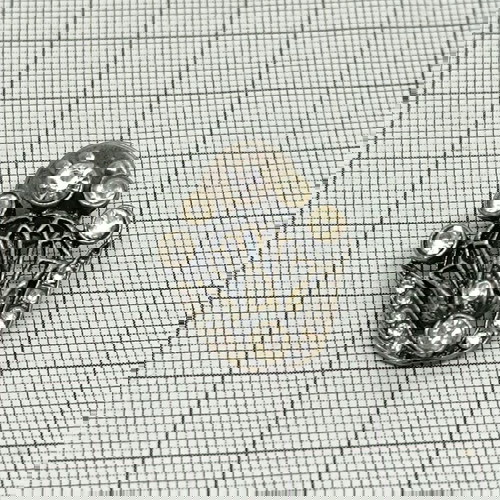 Брошка сребриста употребявана