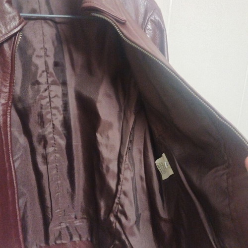Leather jacket made in Italy like new, burgundy