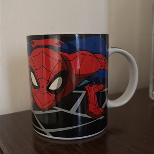 Spiderman Mug like new with minor interior cracks