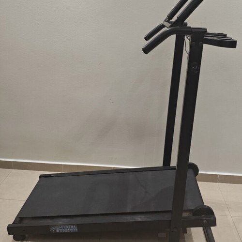 Treadmill like new without power, speed distance calories time display