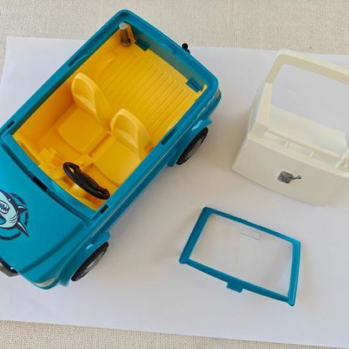 Playmobil 6864 Summer Fun vehicle with speedboat like new