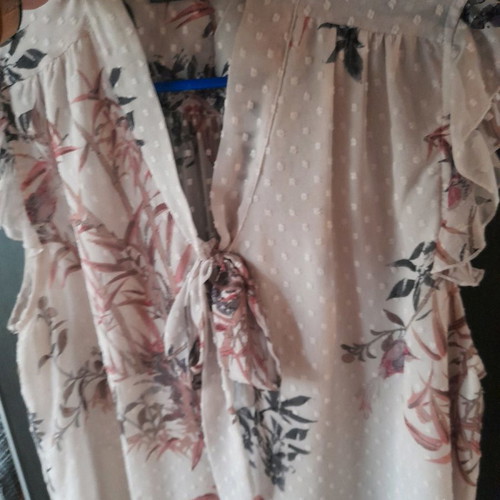 Kyara blouse used, size L, beige with ruffles