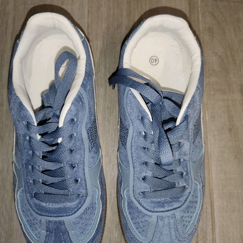 Snickers athletic shoes like new, size 40, blue