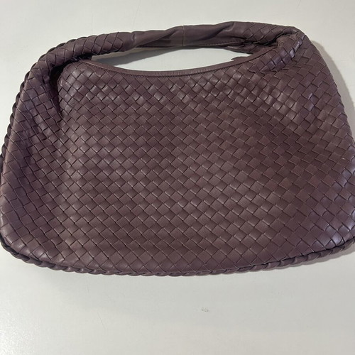 Bottega Veneta shoulder bag like new, purple