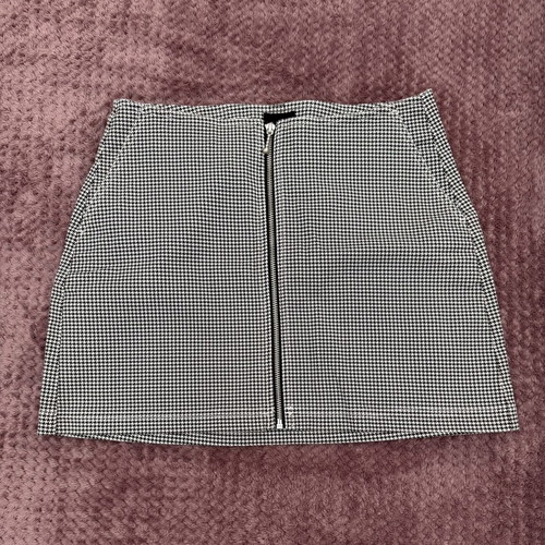 Obey mini skirt like new, pied-de-poule pattern, black and white
