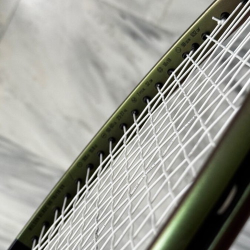 Wilson V8 Blade 98 16x19 tennis racket like new