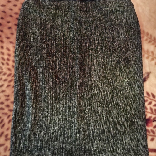 Club Simo tweed skirt size 44 like new with black belt