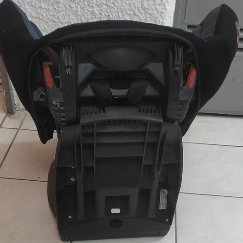 Car seat used 9-18 kg