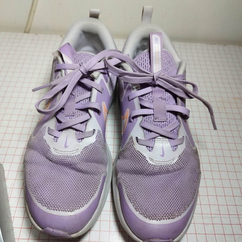 Nike lilac-white athletic shoes like new, size 37.5