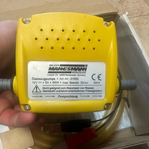 Manesmann 12V car oil pump new