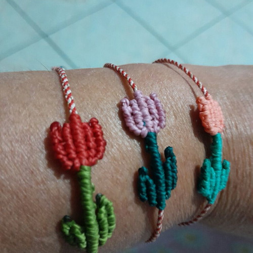 Macrame Tulip Bracelet made to order