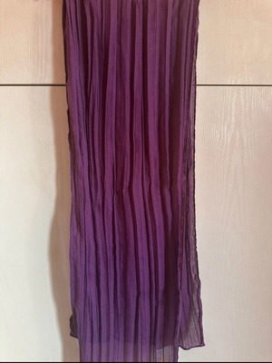 Scarf unused, purple