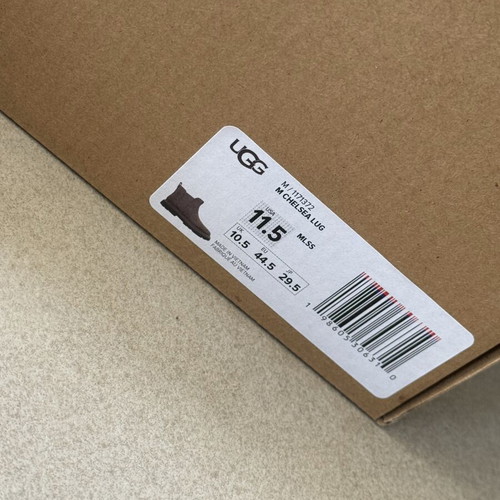 Ugg Chelsea boots like new, size 44.5, brown