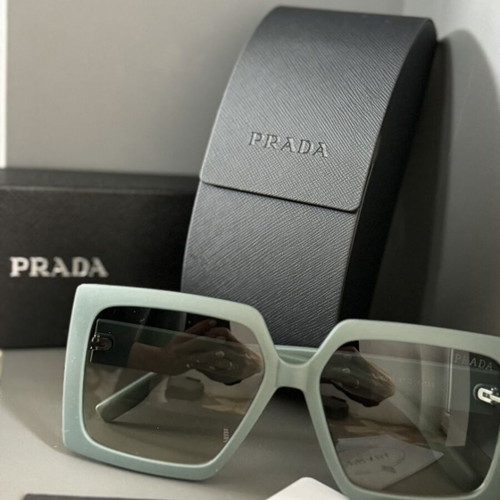 Γυαλιά ηλίου Prada καινούργια με πλήρες σετ