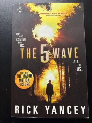 The 5th Wave του Rick Yancey σαν καινούργιο, αγγλική έκδοση