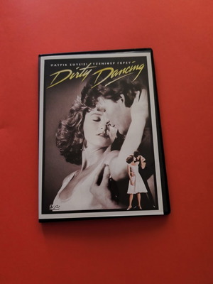 Dirty Dancing DVD употребяван, романтичен драматичен филм с субтитри