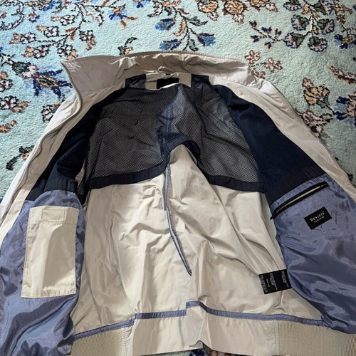 Bexleys L/40 Bomber Jacket like new, beige
