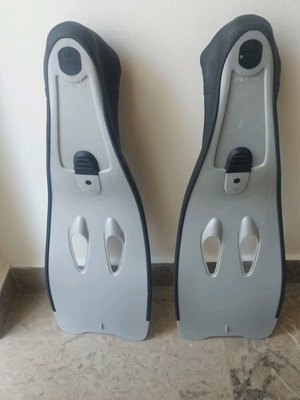 Fins slightly used, size 40-41