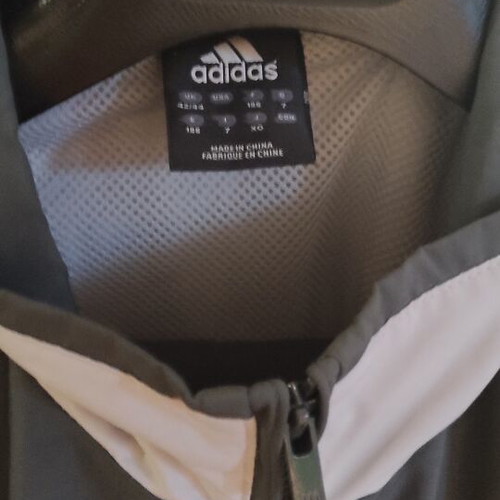 Adidas set like new, size L, grey and green