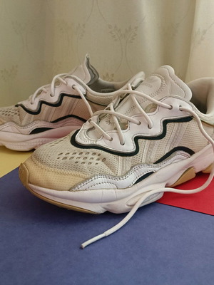 Used Women's Shoes for Sale | Vendora Classifieds