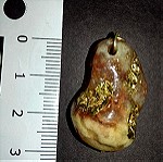  5 μενταγιόν από φυσική πέτρα με χρυσό