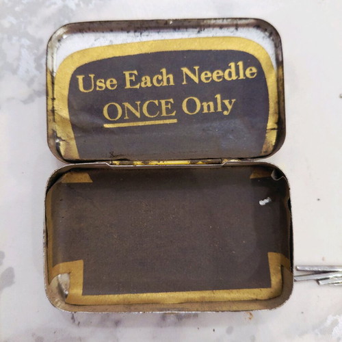 Pick up SPEZIAL gramophone needles like new, 89 pieces, 1930s