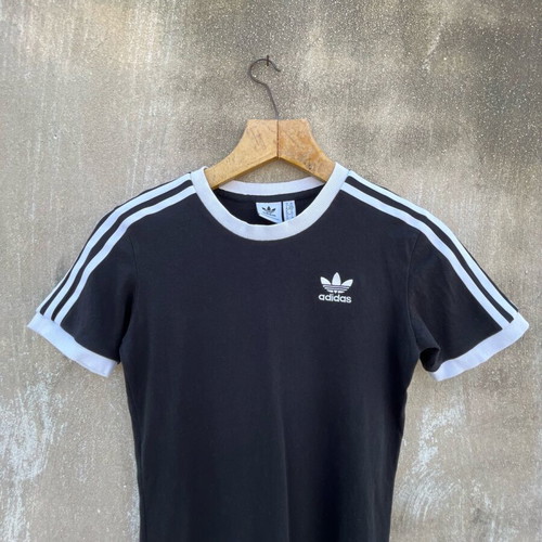 Adidas top used, size XS-S, black and white