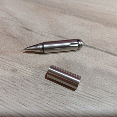 Edc Mini Pen stainless steel like new with carbide tip
