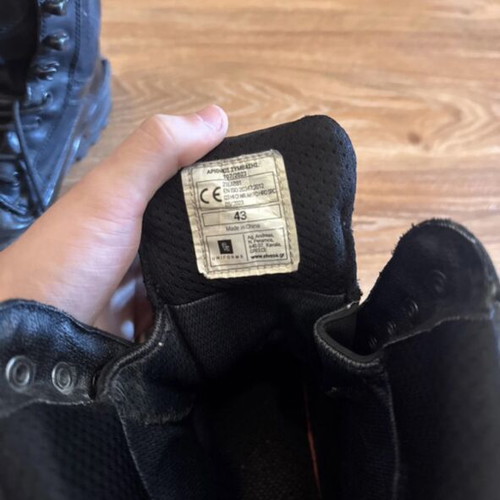 Military boots size 43
