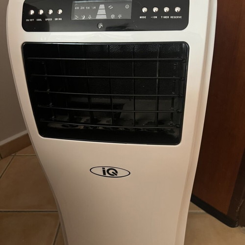 Air cooler like new with remote and ice water function
