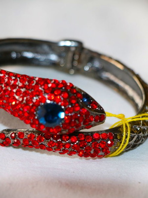 Snake Queen Antique Bracelet with Multicolor Zirconia New