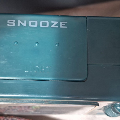 Analog table clock alarm clock like new