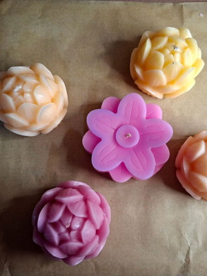 Zen Lotus Garden Set of 5 Handmade Lotus Candles New