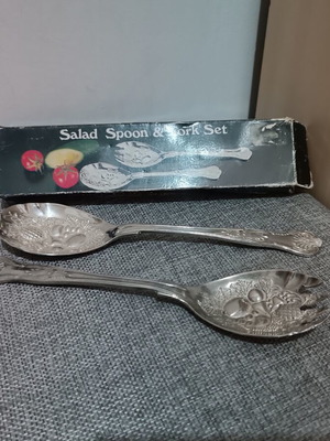 Salad serving set like new
