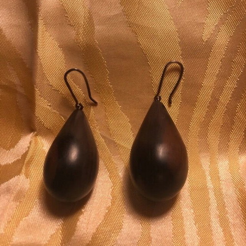Wooden teardrop earrings like new, ebony, vintage Isidore Domingo