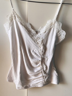 Top with lace size 40 white used