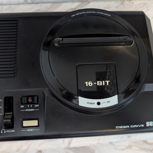 SEGA Mega Drive 1 PAL French RGB model with Region Free & 60Hz Mod