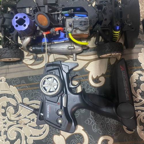 Kyoso WFO5 remote control car used with many extras and gear issue