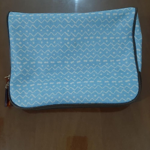 Estee Lauder toiletry bag brand new
