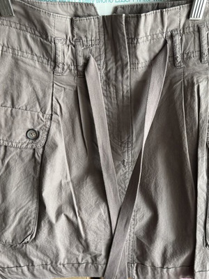 H&M skirt beige size M like new
