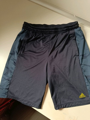 Βερμούδα Adidas μεταχειρισμένη για αγόρι, σκούρο μπλε aeroready