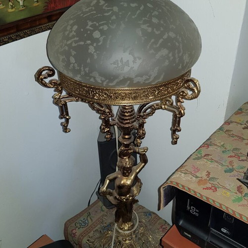 Gilded lamp with figurine vintage, like new