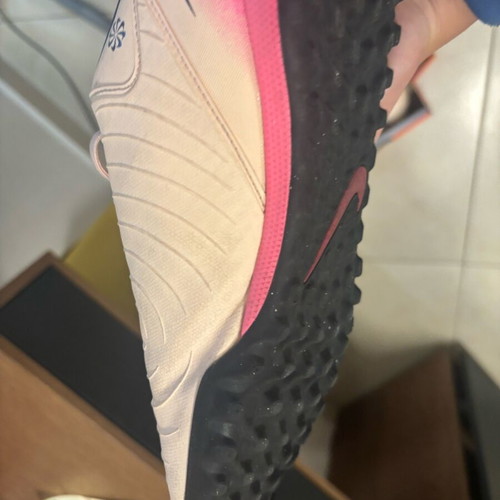 Nike Phantom Rose shoes size 41 like new, pink