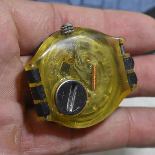Vintage Swatch Scuba Jellyfish watch used for parts or repair