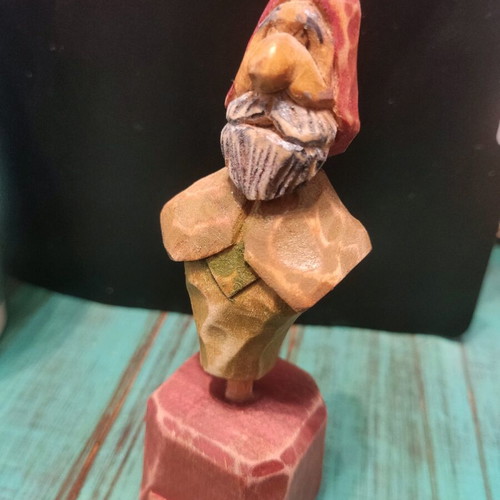 Wooden small bust used, height 12.5 cm